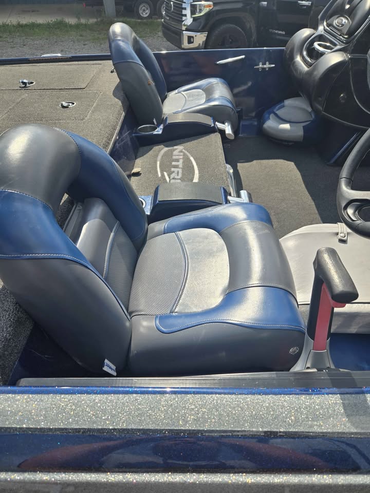 2014 Nitro Z9