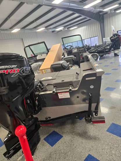 2025 Lund 1775 Impact XS