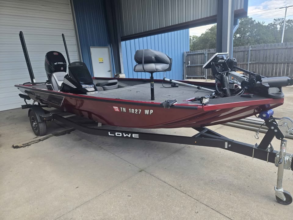 2025 Lowe Stinger 195